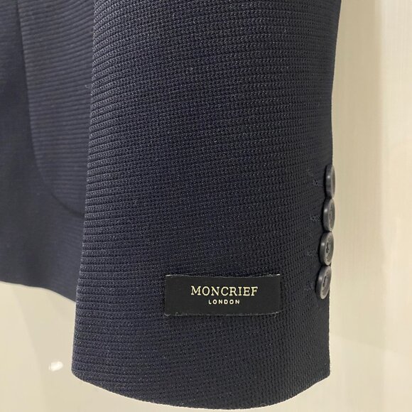 'BRAND NEW' Single Breasted MONCRIEF Patch Pocket Blazer. - Picture 3 of 10